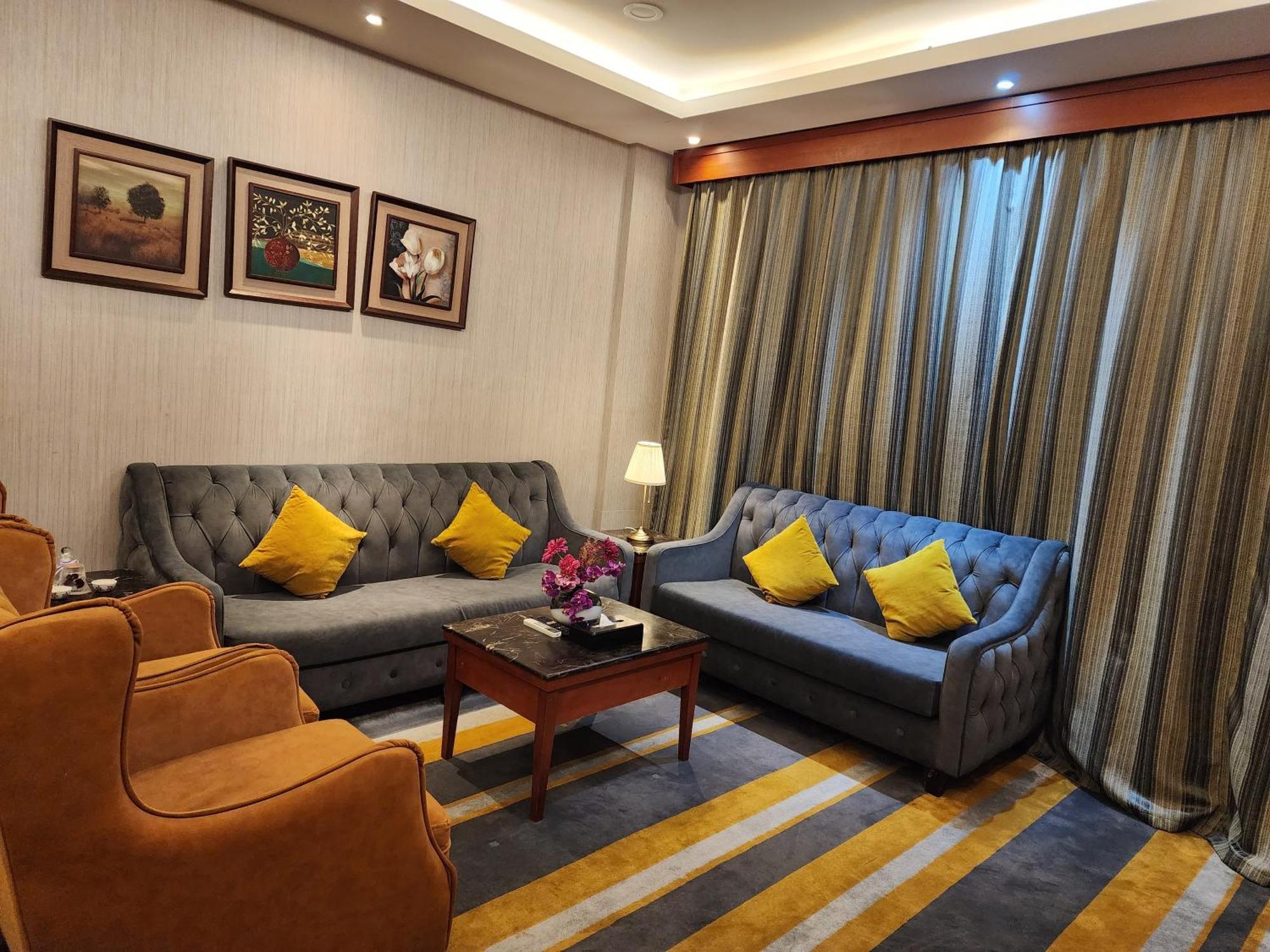 Shaty Alhayat Hotel Suites Jeddah Bagian luar foto