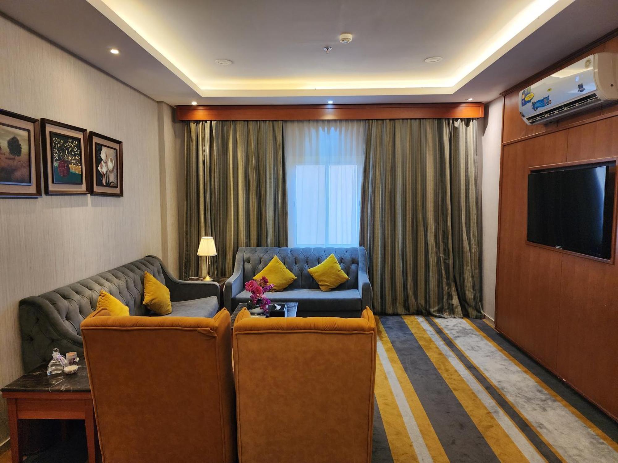 Shaty Alhayat Hotel Suites Jeddah Bagian luar foto